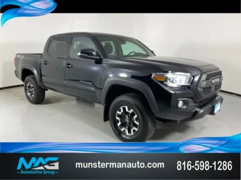 Black 2022 Toyota Tacoma TRD Off-Road for sale in Blue Springs, MO