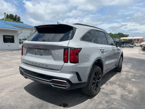 More photos of 2022 Kia Sorento SX at MAG Auto - Munsterman Automotive Group, MO