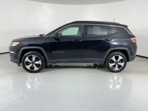 More photos of 2017 Jeep Compass Latitude at MAG Auto - Munsterman Automotive Group, MO
