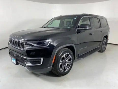 Another view of 2022 Jeep Wagoneer Series III for sale in Blue Springs, MO at MAG Auto - Munsterman Automotive Group