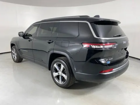 More photos of 2022 Jeep Grand Cherokee L Limited at MAG Auto - Munsterman Automotive Group, MO