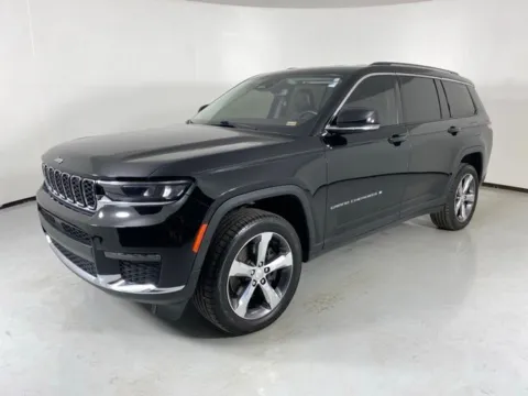 Another view of 2022 Jeep Grand Cherokee L Limited for sale in Blue Springs, MO at MAG Auto - Munsterman Automotive Group