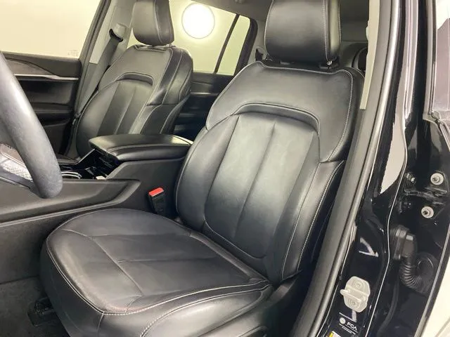 Jeep Grand Cherokee L photo 19