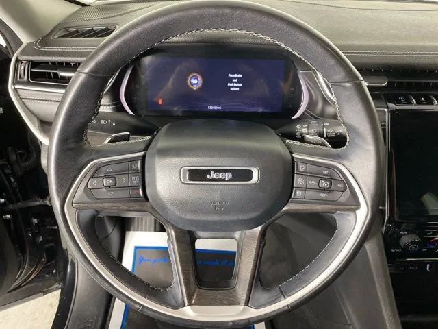 Jeep Grand Cherokee L photo 37