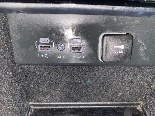 Jeep Grand Cherokee L photo 31