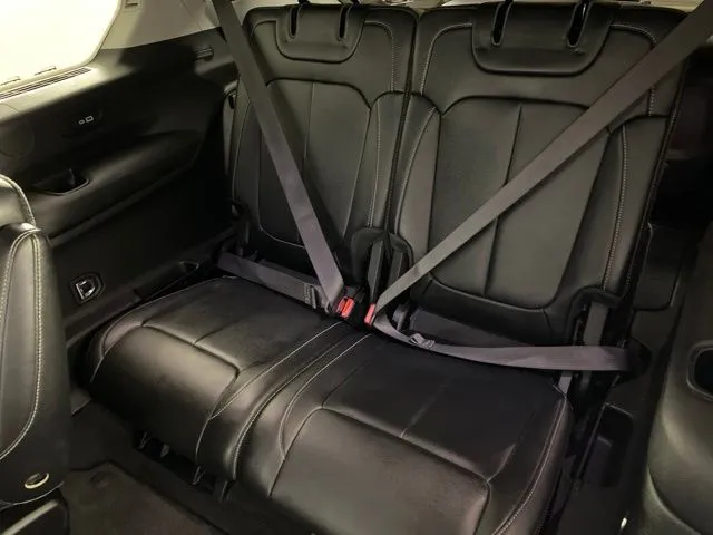 Jeep Grand Cherokee L photo 44