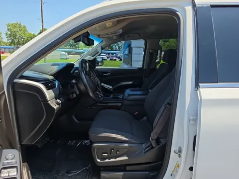 More photos of 2017 GMC Yukon SLE at MAG Auto - Munsterman Automotive Group, MO