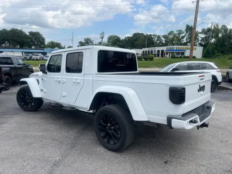 Another view of 2021 Jeep Gladiator Overland for sale in Blue Springs, MO at MAG Auto - Munsterman Automotive Group