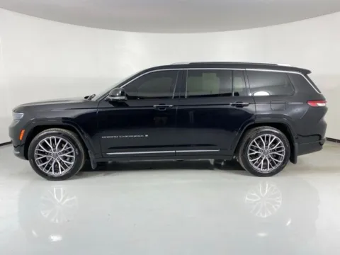 More photos of 2021 Jeep Grand Cherokee L Summit at MAG Auto - Munsterman Automotive Group, MO
