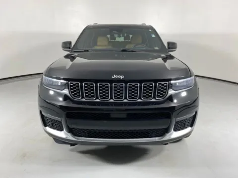 Photos of 2021 Jeep Grand Cherokee L Summit for sale in Blue Springs, MO at MAG Auto - Munsterman Automotive Group