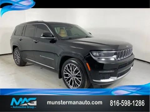 Black 2021 Jeep Grand Cherokee L Summit for sale in Blue Springs, MO