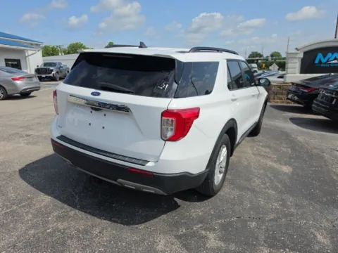 More photos of 2022 Ford Explorer XLT at MAG Auto - Munsterman Automotive Group, MO