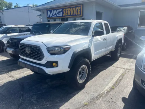 Photos of 2019 Toyota Tacoma SR for sale in Blue Springs, MO at MAG Auto - Munsterman Automotive Group