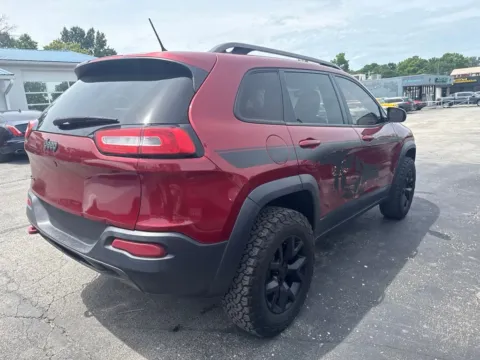 More photos of 2015 Jeep Cherokee Trailhawk at MAG Auto - Munsterman Automotive Group, MO