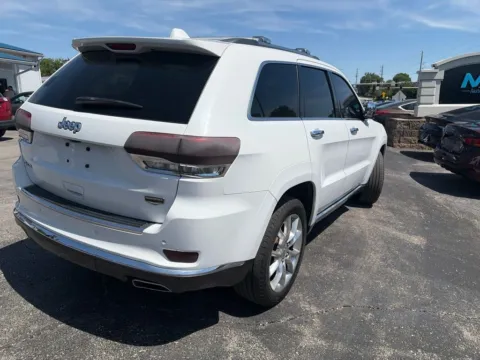 More photos of 2014 Jeep Grand Cherokee Summit at MAG Auto - Munsterman Automotive Group, MO