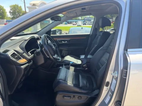 More photos of 2022 Honda CR-V EX-L at MAG Auto - Munsterman Automotive Group, MO