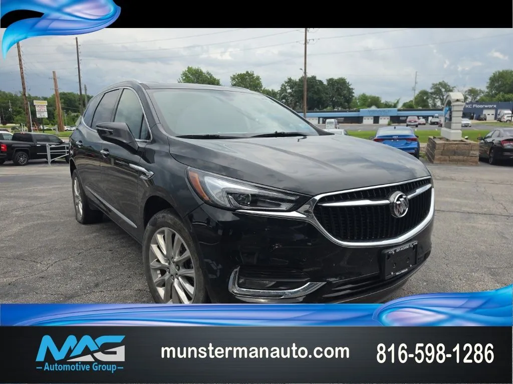 2021 Buick Enclave Essence's photo