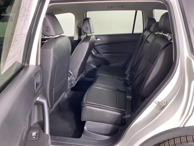 Volkswagen Tiguan photo 37