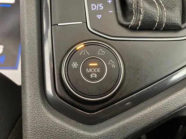 Volkswagen Tiguan photo 25