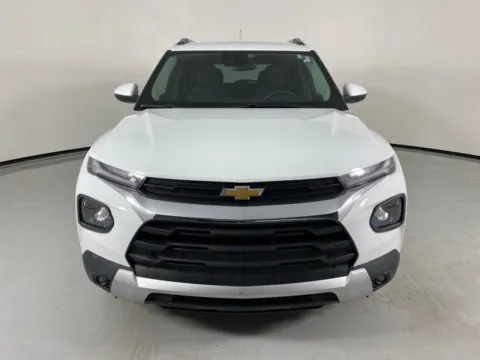 Photos of 2023 Chevrolet TrailBlazer LT for sale in Blue Springs, MO at MAG Auto - Munsterman Automotive Group
