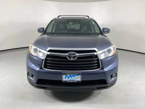Photos of 2015 Toyota Highlander Limited for sale in Blue Springs, MO at MAG Auto - Munsterman Automotive Group