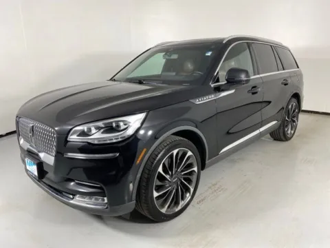 Another view of 2020 Lincoln Aviator Reserve for sale in Blue Springs, MO at MAG Auto - Munsterman Automotive Group