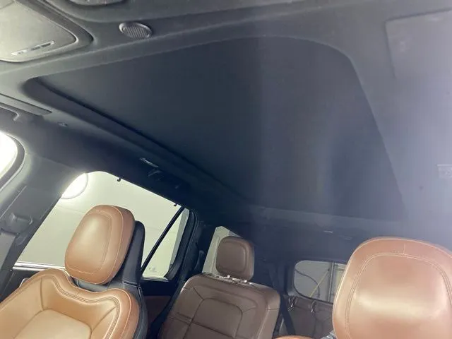 Lincoln Aviator photo 13