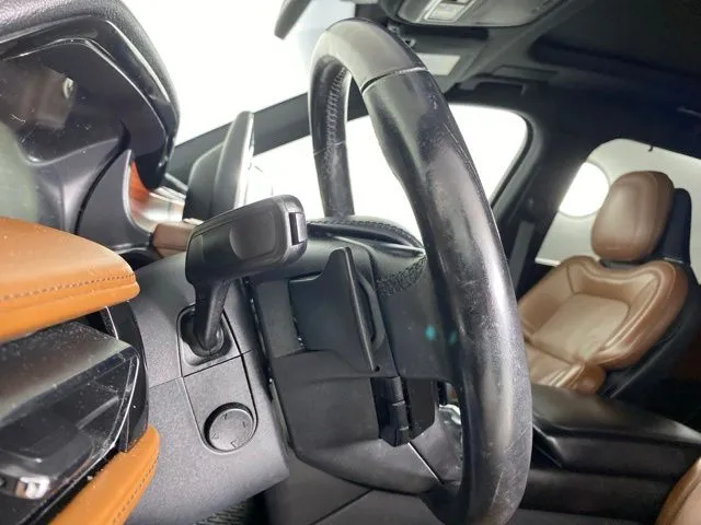 Lincoln Aviator photo 37