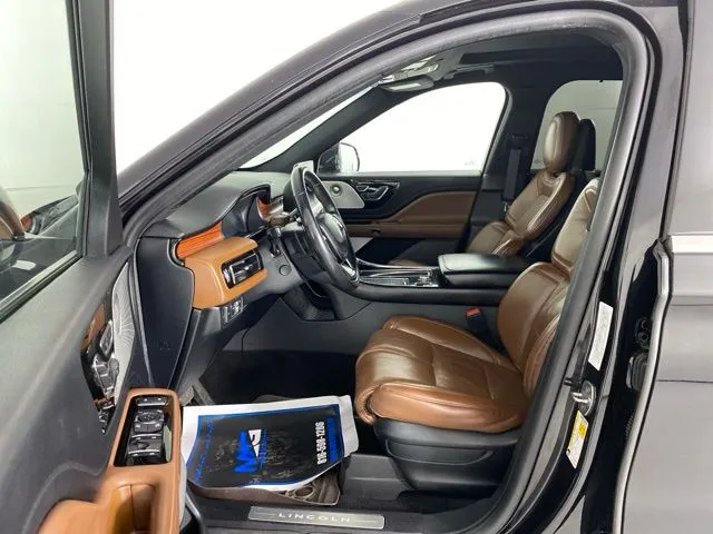 Lincoln Aviator photo 14