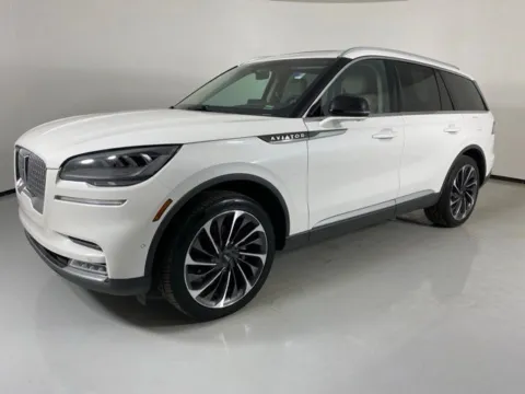 Another view of 2020 Lincoln Aviator Reserve for sale in Blue Springs, MO at MAG Auto - Munsterman Automotive Group