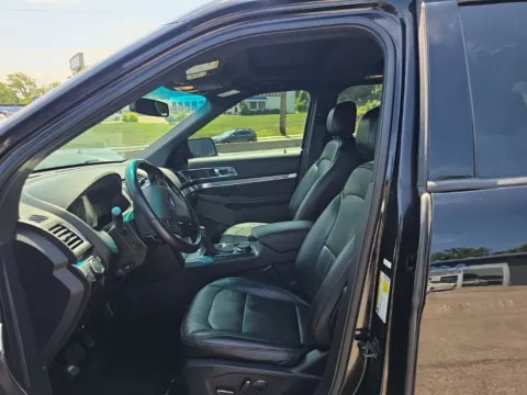 More photos of 2017 Ford Explorer Sport at MAG Auto - Munsterman Automotive Group, MO