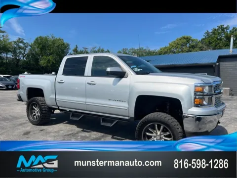 Silver 2015 Chevrolet Silverado 1500 LT for sale in Blue Springs, MO