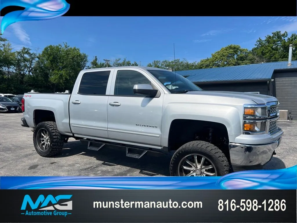 Silver 2015 Chevrolet Silverado 1500 LT for sale in Blue Springs, MO