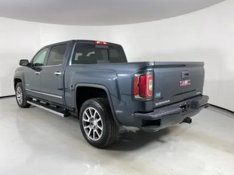 More photos of 2018 GMC Sierra 1500 Denali at MAG Auto - Munsterman Automotive Group, MO
