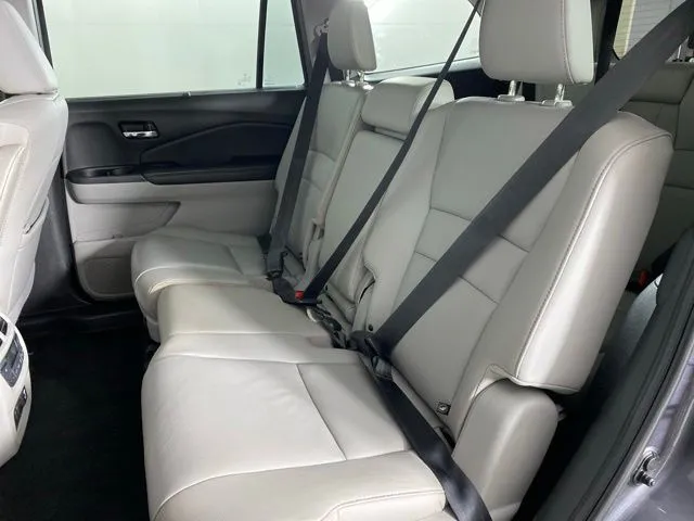 Honda Pilot photo 38
