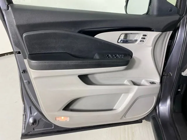 Honda Pilot photo 15