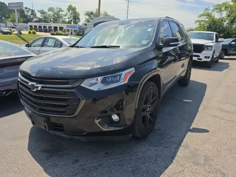 Photos of 2020 Chevrolet Traverse Premier for sale in Blue Springs, MO at MAG Auto - Munsterman Automotive Group
