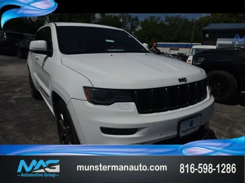 White 2019 Jeep Grand Cherokee Overland for sale in Blue Springs, MO