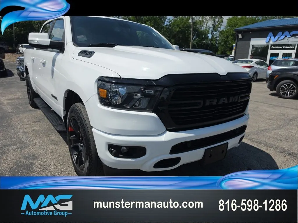 2020 RAM 1500 Big Horn/Lone Star 4x4 Crew Cab 5'7's photo
