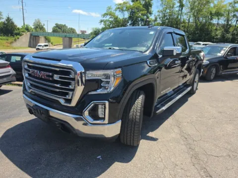 Photos of 2020 GMC Sierra 1500 SLT for sale in Blue Springs, MO at MAG Auto - Munsterman Automotive Group