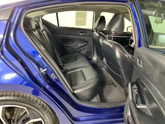 Nissan Altima photo 39