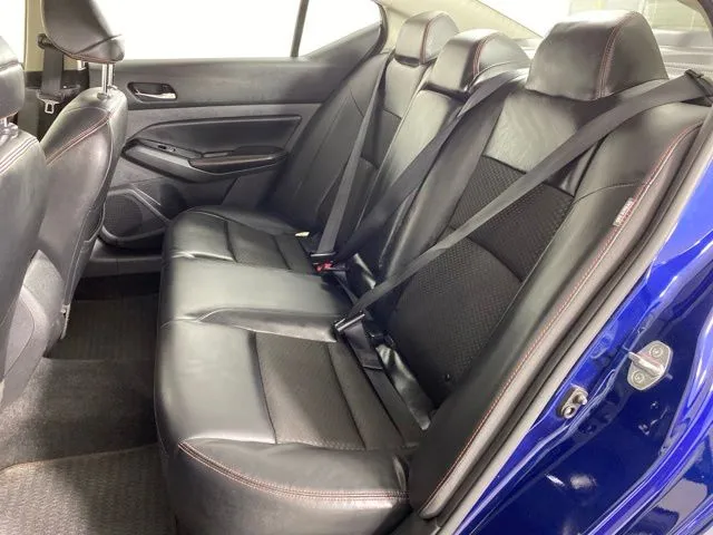 Nissan Altima photo 37