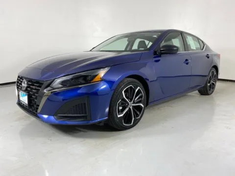 Another view of 2024 Nissan Altima 2.5 SR for sale in Blue Springs, MO at MAG Auto - Munsterman Automotive Group