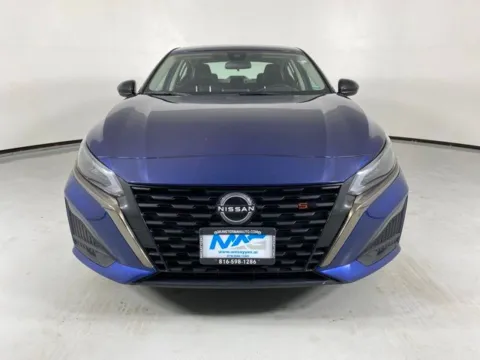 Photos of 2024 Nissan Altima 2.5 SR for sale in Blue Springs, MO at MAG Auto - Munsterman Automotive Group