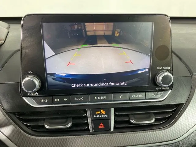 Nissan Altima photo 19