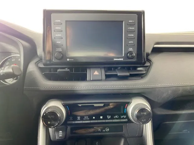 Toyota RAV4 photo 18