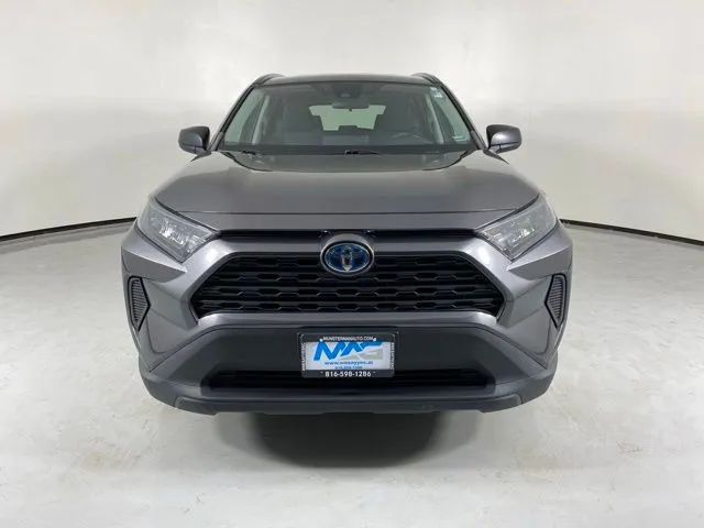 Toyota RAV4 photo 2
