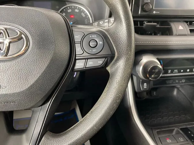 Toyota RAV4 photo 27