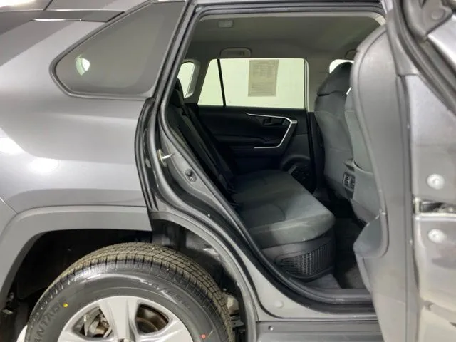 Toyota RAV4 photo 39