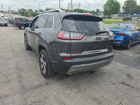 Another view of 2019 Jeep Cherokee Limited for sale in Blue Springs, MO at MAG Auto - Munsterman Automotive Group